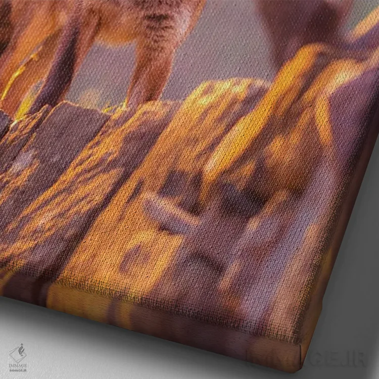 تابلو دکوراتیو روباه قرمز در غروب اثر جفرسون کاستلاری - نمای نزدیک بافت بوم