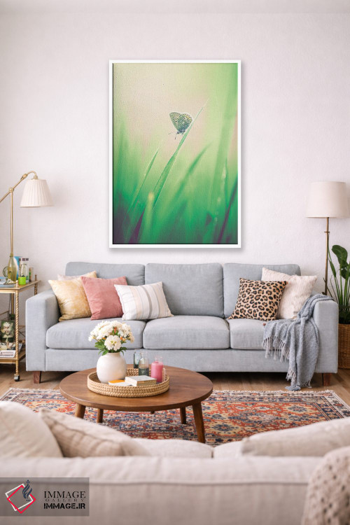 تابلو دکوراتیو پروانه کوچک در علفزار اثر جفرسون کاستلاری - D1W