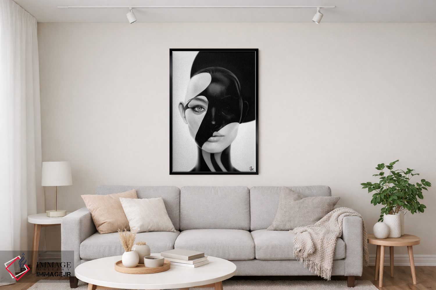 تابلو دکوراتیو نقاب سیاه اثر جولیو روسی - D4B