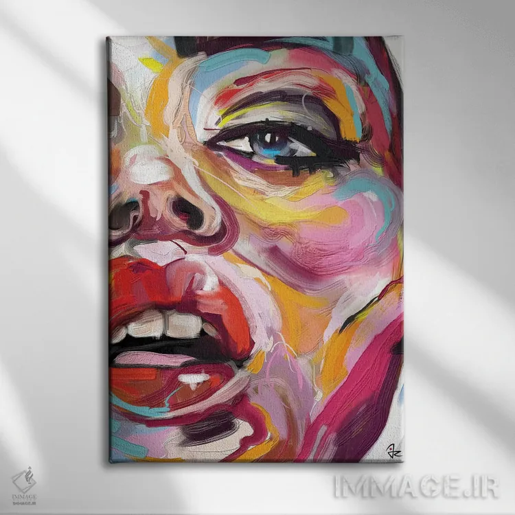 تابلو دکوراتیو درخشان چهار اثر جولیو روسی - نمای روبهرو روی دیوار