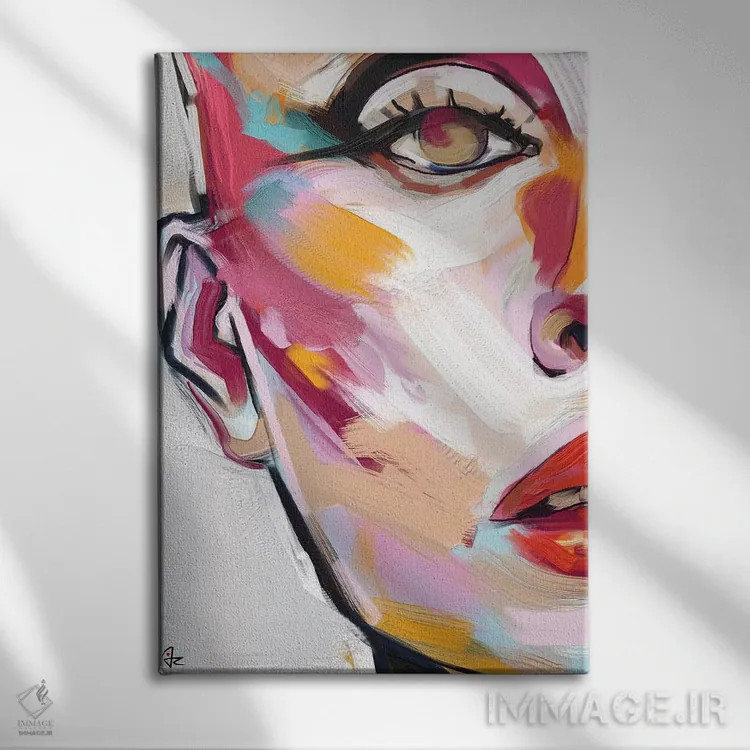 تابلو دکوراتیو درخشان پنج اثر جولیو روسی - نمای روبهرو روی دیوار