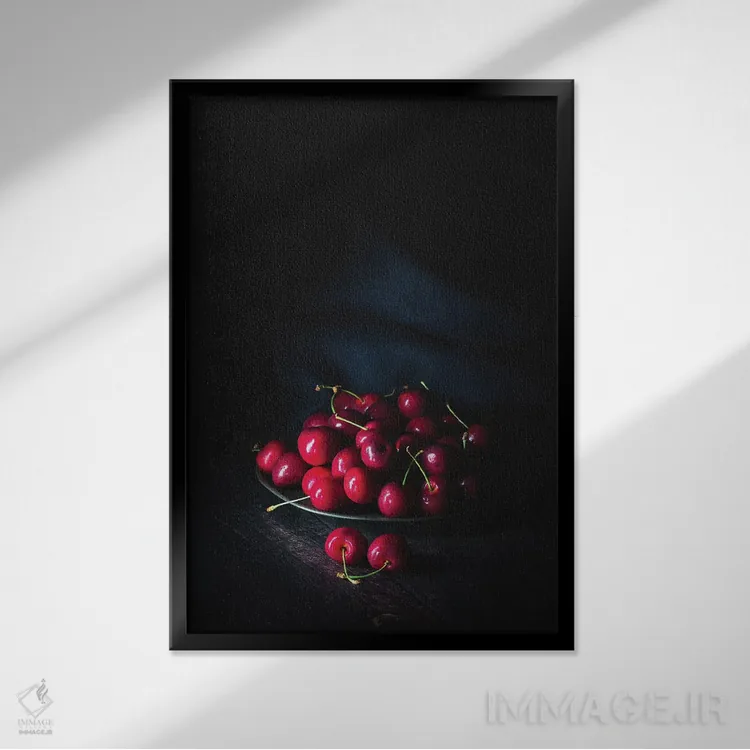 تابلو دکوراتیو گیلاس های شیرین روی بشقاب قلعی اثر جین ریکس - نمای قابدار مشکی