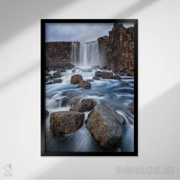 تابلو دکوراتیو Thingvellir National Park, Iceland,آبشار اوکسارافوس، پارک ملی… اثر جین ریکس - نمای قابدار مشکی