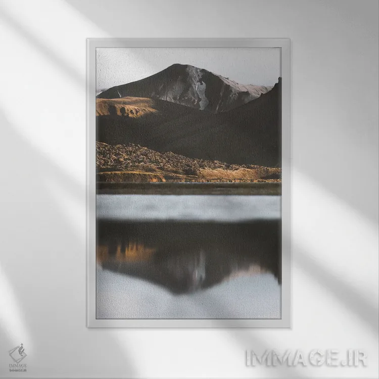 تابلو دکوراتیو جلگه های طلایی اثر جو شاتر - نمای قابدار سفید