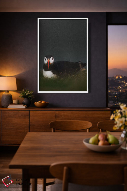 تابلو دکوراتیو بی قراری اثر جو شاتر - D2W