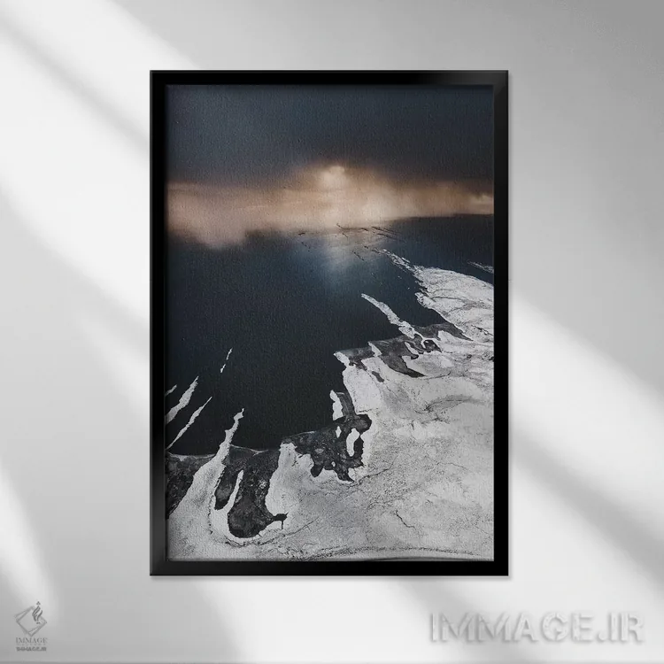 تابلو دکوراتیو تیغ های پوشیده از برف اثر جو شاتر - نمای قابدار مشکی