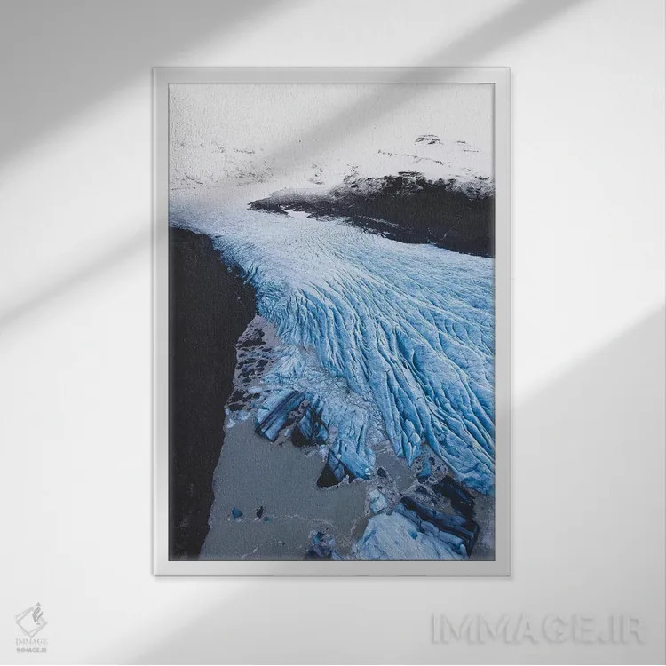 تابلو دکوراتیو رودخانه آبی یخ اثر جو شاتر - نمای قابدار سفید