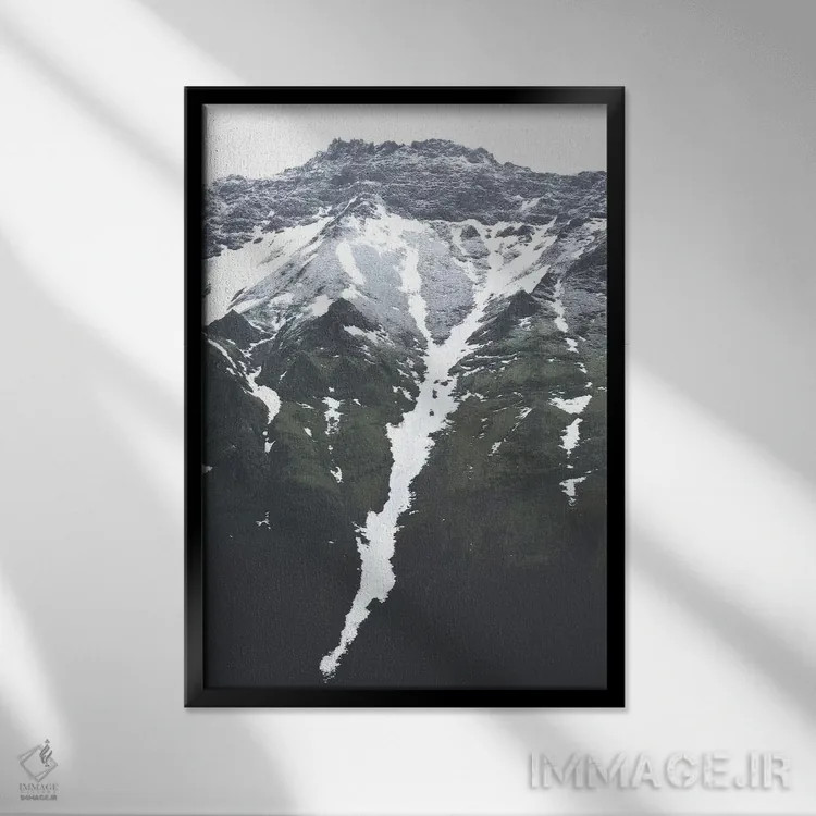 تابلو دکوراتیو برف در حال فرود اثر جو شاتر - نمای قابدار مشکی