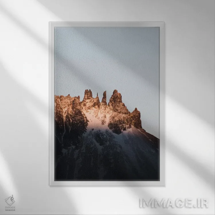 تابلو دکوراتیو انگشتان زمستانی اثر جو شاتر - نمای قابدار سفید