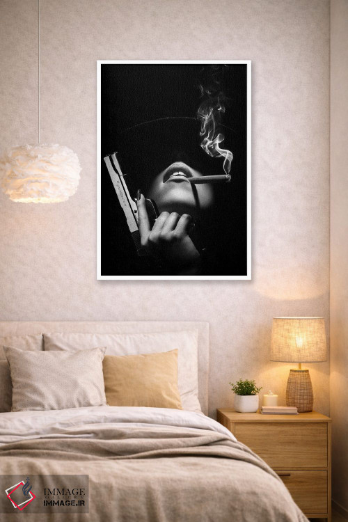 تابلو دکوراتیو زن با هفت تیر اثر یوهان سوانپوئل - D1W