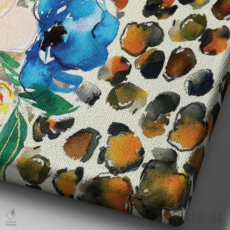 تابلو دکوراتیو نقش حیوانی گل دار اثر جوی تینگ - نمای نزدیک بافت بوم