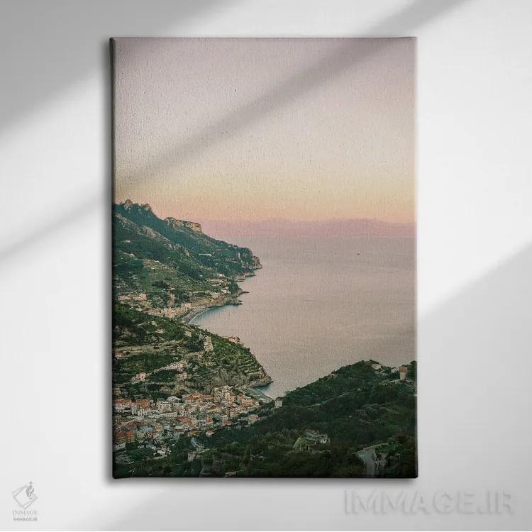 تابلو دکوراتیو زیبایی راولو اثر جاستین میلتون - نمای روبهرو روی دیوار