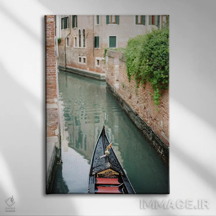 تابلو دکوراتیو گوندولاها در ونیز اثر جاستین میلتون - نمای روبهرو روی دیوار