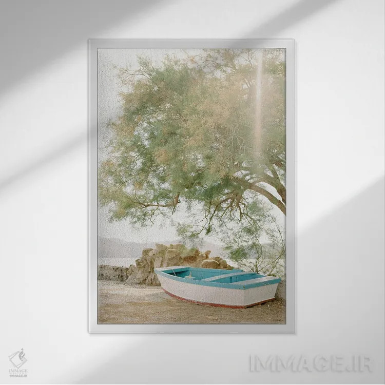 تابلو دکوراتیو فرار به جزیره ی یونانی اثر جاستین میلتون - نمای قابدار سفید