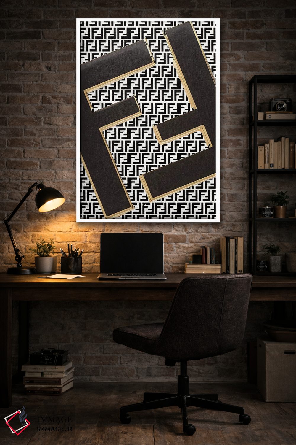 تابلو دکوراتیو طرح لوگوی فندی اثر جولی شریبر - D4W