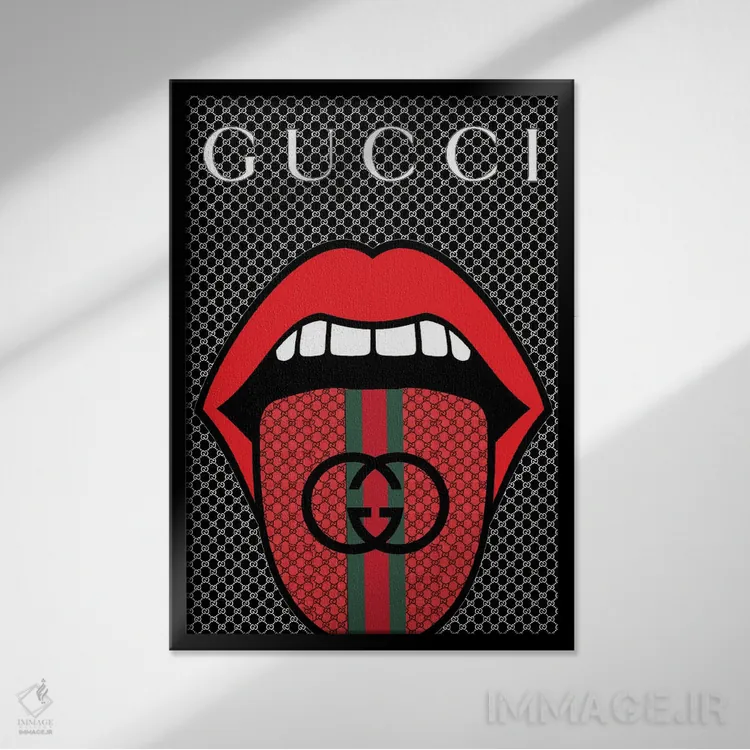 تابلو دکوراتیو پاپ آرت با لوگوی گوچی اثر جولی شریبر - نمای قابدار مشکی