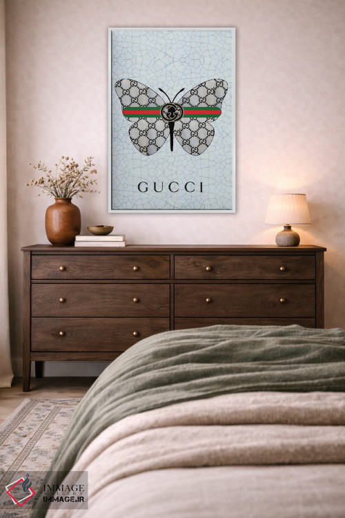 تابلو دکوراتیو پروانه با لوگوی گوچی اثر جولی شریبر - D2W