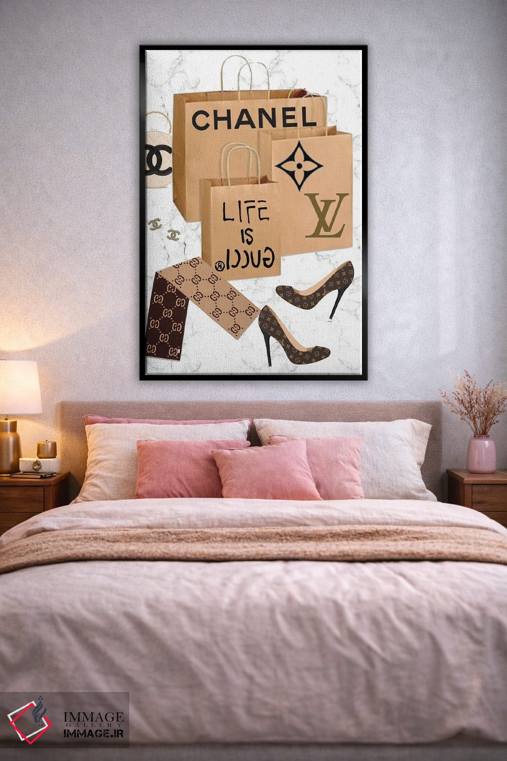 تابلو دکوراتیو Chanel, & Louis Vuitton,سفر خرید از گوچی، شنل و لوییز ویتون اثر جولی شریبر - D2B