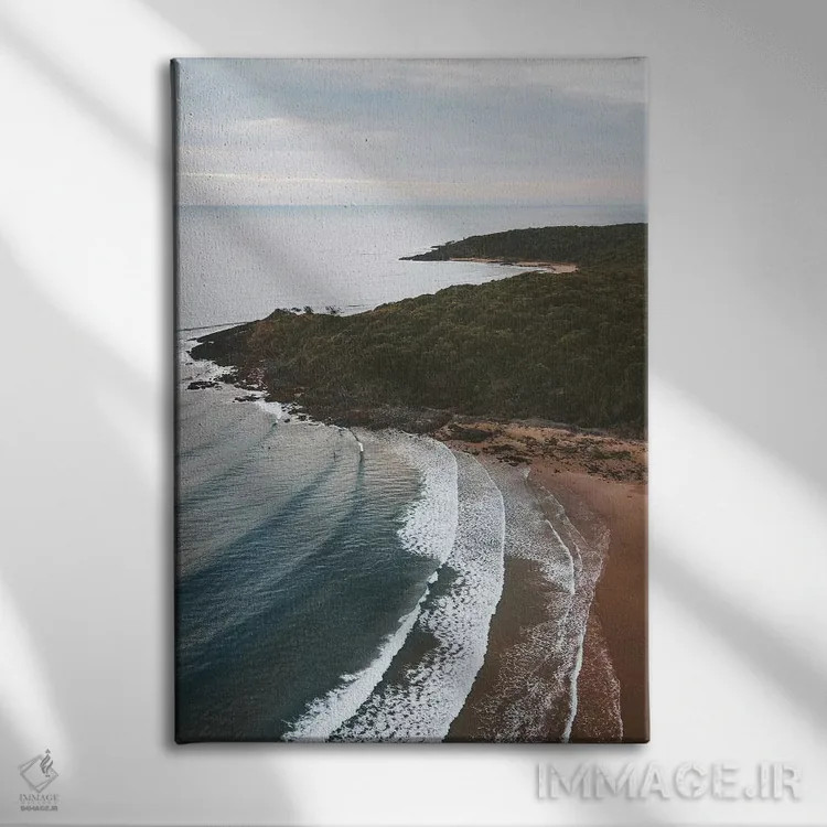 تابلو دکوراتیو نمای هوایی ساحل با حال و هوای خاص اثر جیمز وودیکا - نمای روبهرو روی دیوار