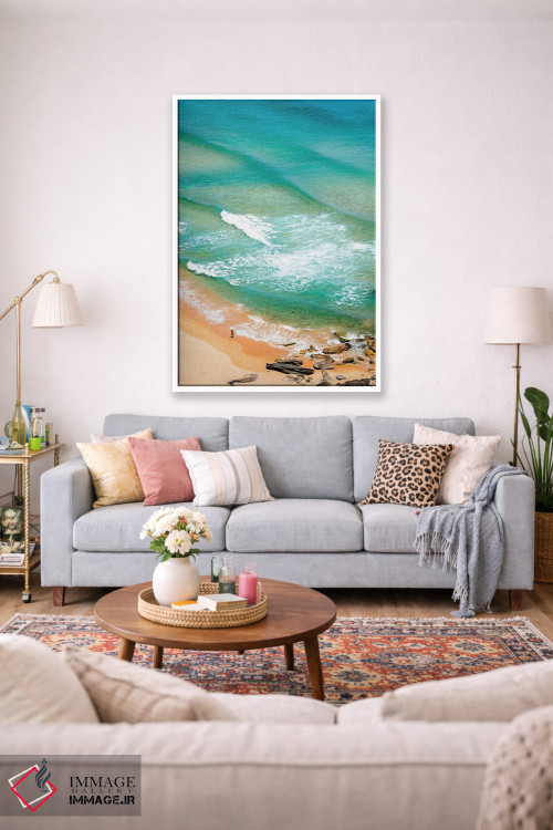 تابلو دکوراتیو عابری تنها در ساحل پالم اثر جیمز وودیکا - D1W