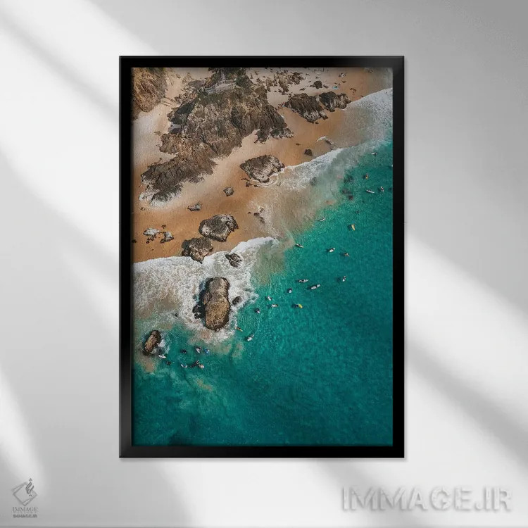 تابلو دکوراتیو موج سواران پوینت برک بایرون اثر جیمز وودیکا - نمای قابدار مشکی