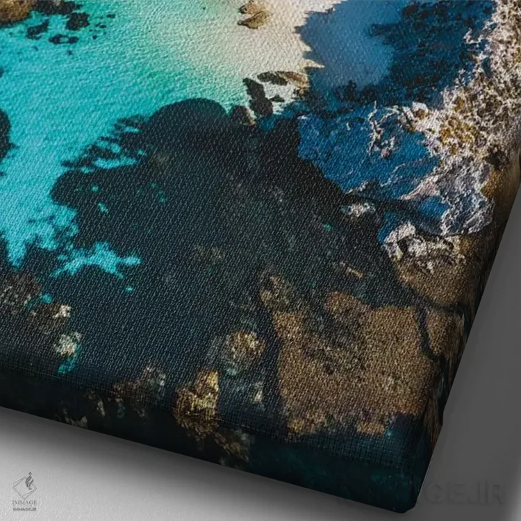 تابلو دکوراتیو دریاچه صورتی با اقیانوس فیروزه ای اثر جیمز وودیکا - نمای نزدیک بافت بوم