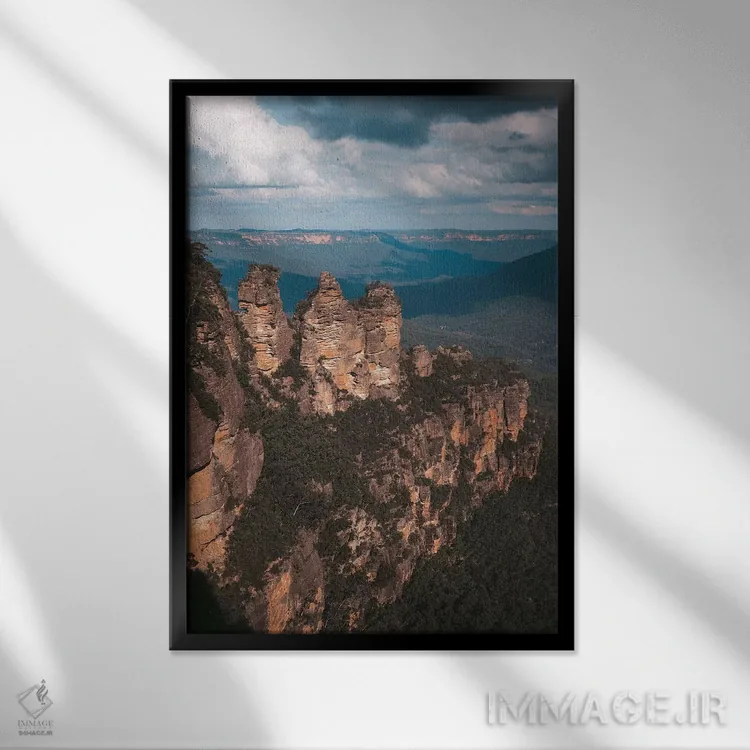 تابلو دکوراتیو سه خواهر اثر جیمز وودیکا - نمای قابدار مشکی