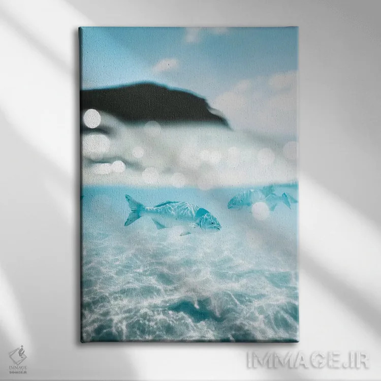 تابلو دکوراتیو عکس دوگانه ی زیر و روی آب از ماهی ها اثر جیمز وودیکا - نمای روبهرو روی دیوار