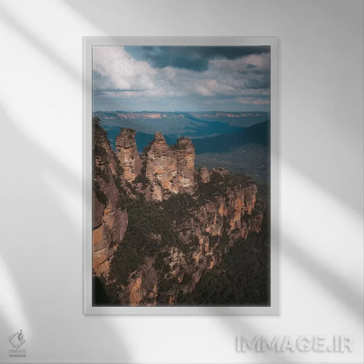 تابلو دکوراتیو سه خواهر اثر جیمز وودیکا - نمای قابدار سفید