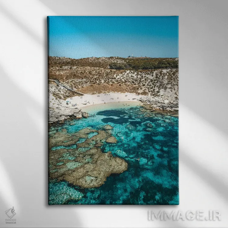 تابلو دکوراتیو نمای هوایی ساحل صخره مرجانی فیروزه ای اثر جیمز وودیکا - نمای روبهرو روی دیوار