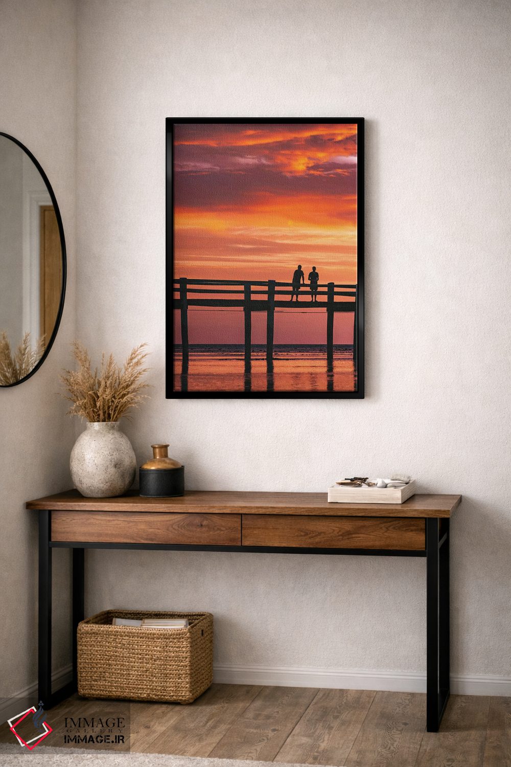 تابلو دکوراتیو اسکله جزیره در غروب با افراد به شکل سایه اثر جیمز وودیکا - D5B