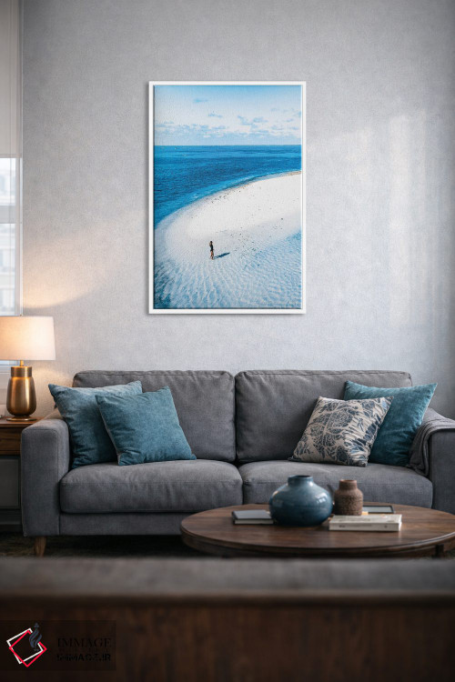 تابلو دکوراتیو دختر تنها در جزیره بهشتی خلوت اثر جیمز وودیکا - D4W