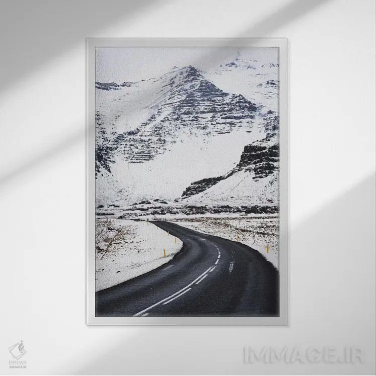 تابلو دکوراتیو جاده زمستانی ایسلند اثر جیمز وودیکا - نمای قابدار سفید
