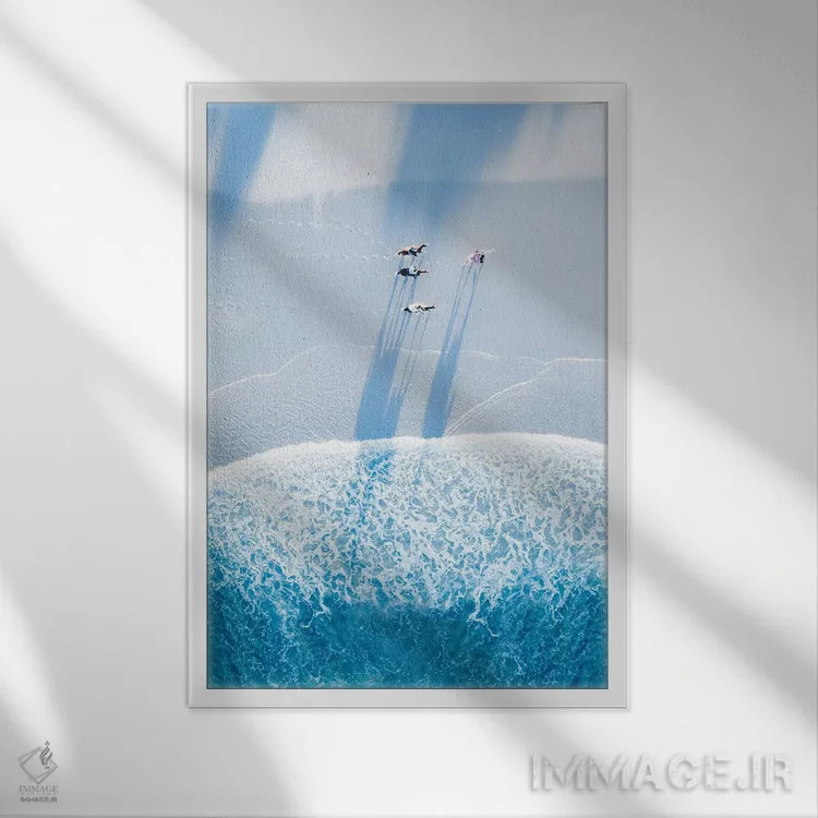 تابلو دکوراتیو اسب ها در ساحل اثر جکسون رابرتز - نمای قابدار سفید