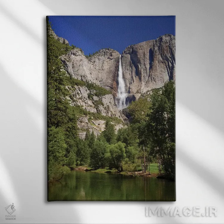 تابلو دکوراتیو California, Yosemite National Park. Yosemite Falls And Merce… اثر جینز گالری - نمای روبهرو روی دیوار