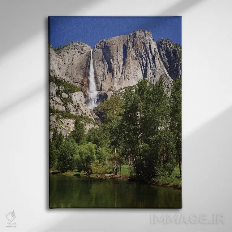 تابلو دکوراتیو California, Yosemite National Park. Yosemite Falls And Merce… اثر جینز گالری - نمای روبهرو روی دیوار