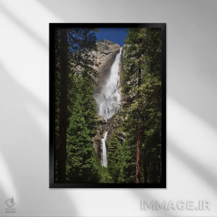 تابلو دکوراتیو California, Yosemite National Park. Yosemite Falls Landscape… اثر جینز گالری - نمای قابدار مشکی