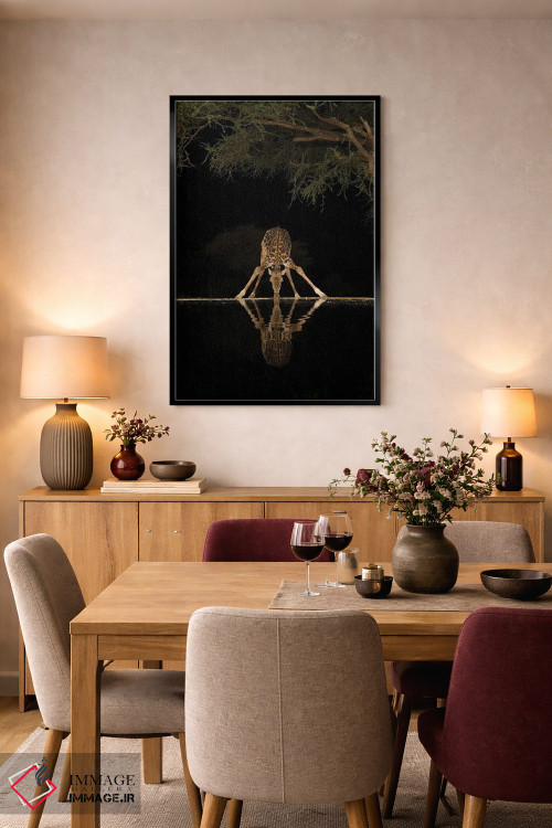 تابلو دکوراتیو آفریقا، کنیا، پارک ملی آمبوسلی. زرافه در حال نوشیدن آب شبانه اثر جینز گالری - D5B