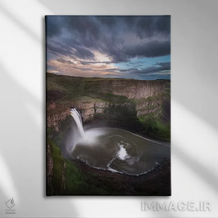 تابلو دکوراتیو Washington State. Palouse Falls at sunset.,ایالات متحده، ایا… اثر جینز گالری - نمای روبهرو روی دیوار