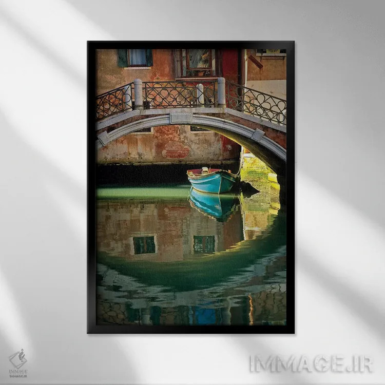 تابلو دکوراتیو Venice. Canal bridge and building.,ایتالیا، ونیز. پل کانال و… اثر جینز گالری - نمای قابدار مشکی
