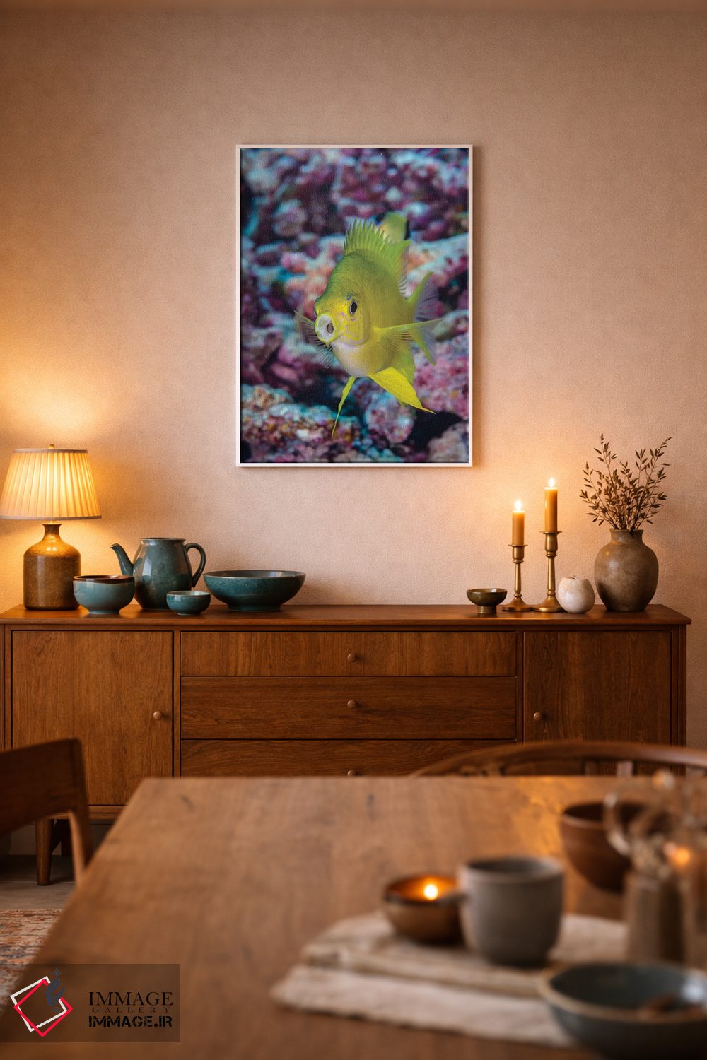 تابلو دکوراتیو فیجی. نمای نزدیک ماهی زرد رنگ کروم اثر جینز گالری - D6W