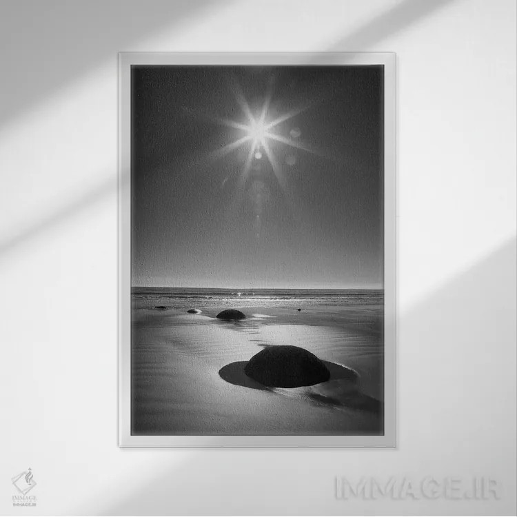 تابلو دکوراتیو South Island. BW starburst over Moeraki Boulders Scenic Rese… اثر جینز گالری - نمای قابدار سفید