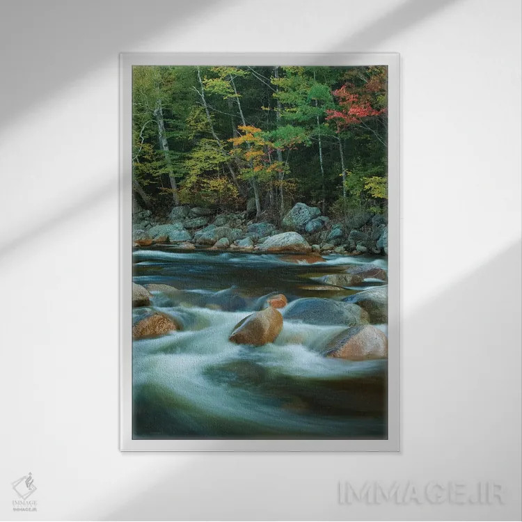تابلو دکوراتیو New Hampshire. Autumn trees and flowing river.,آمریکا، نیوهم… اثر جینز گالری - نمای قابدار سفید