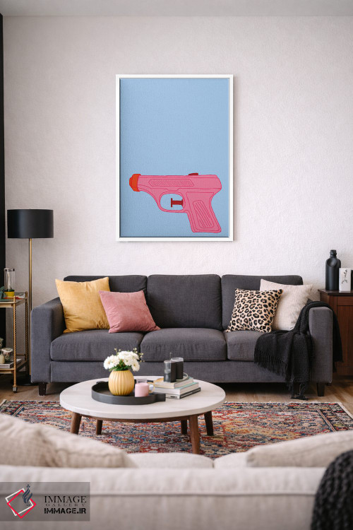 تابلو دکوراتیو تفنگ آب پاش صورتی اثر جیمی متز - D2W