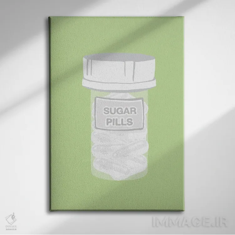 تابلو دکوراتیو بطری قرص قندی سبز نعناعی اثر جیمی متز - نمای روبهرو روی دیوار