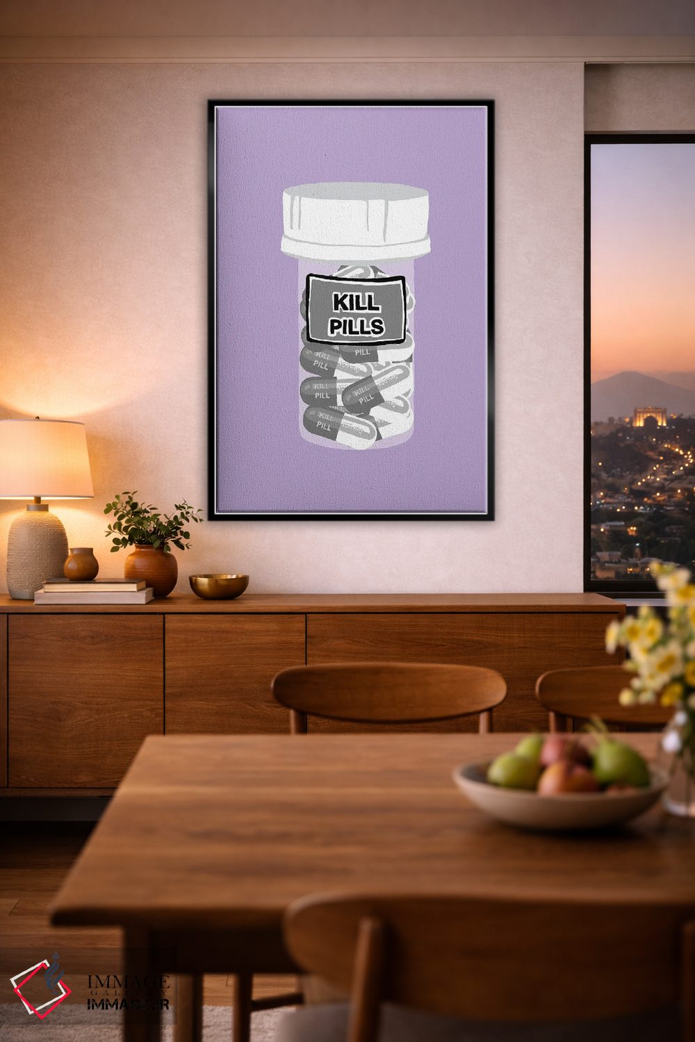 تابلو دکوراتیو بطری قرص مرگ بنفش کمرنگ اثر جیمی متز - D2B