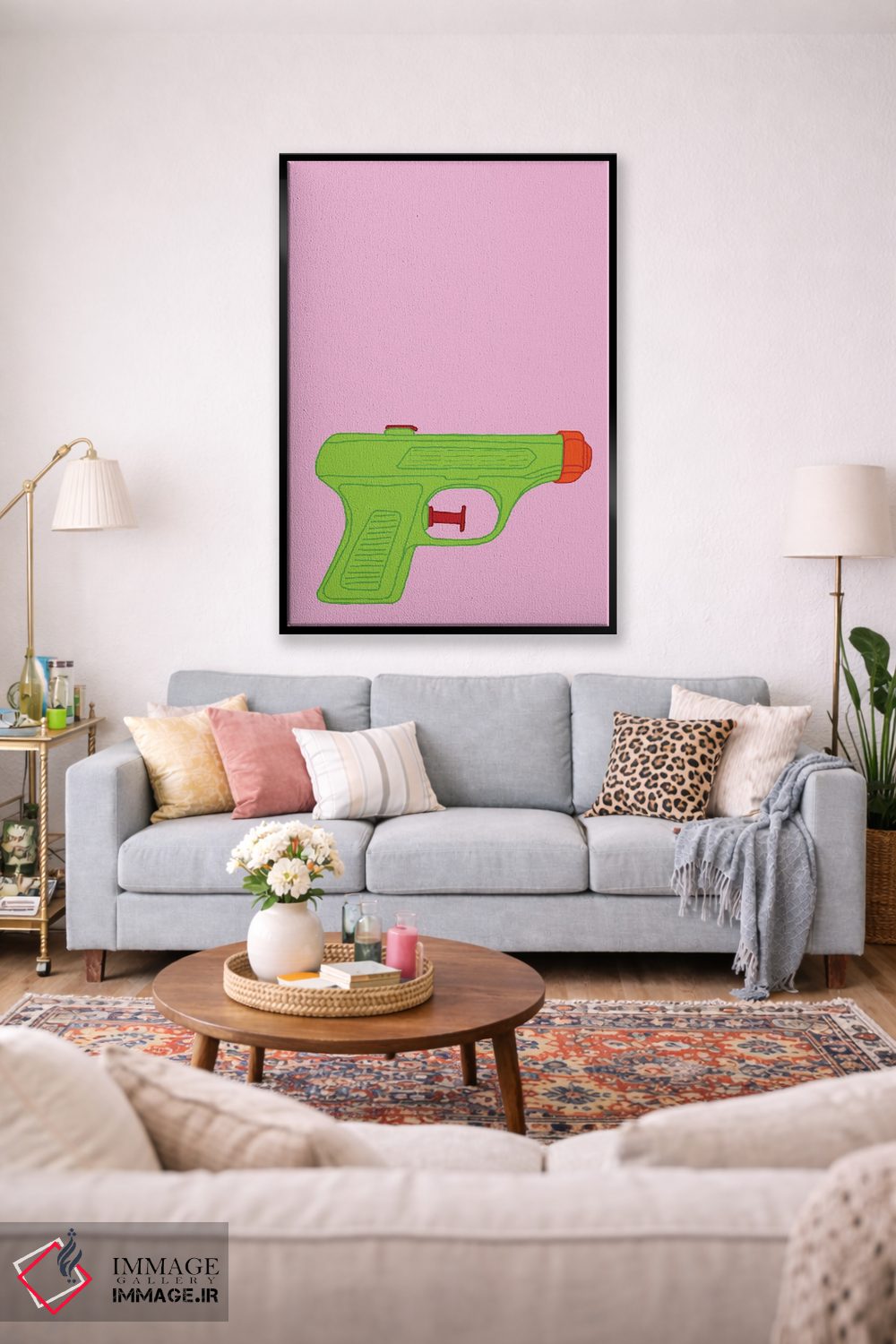 تابلو دکوراتیو تفنگ آبپاش سبز اثر جیمی متز - D1B