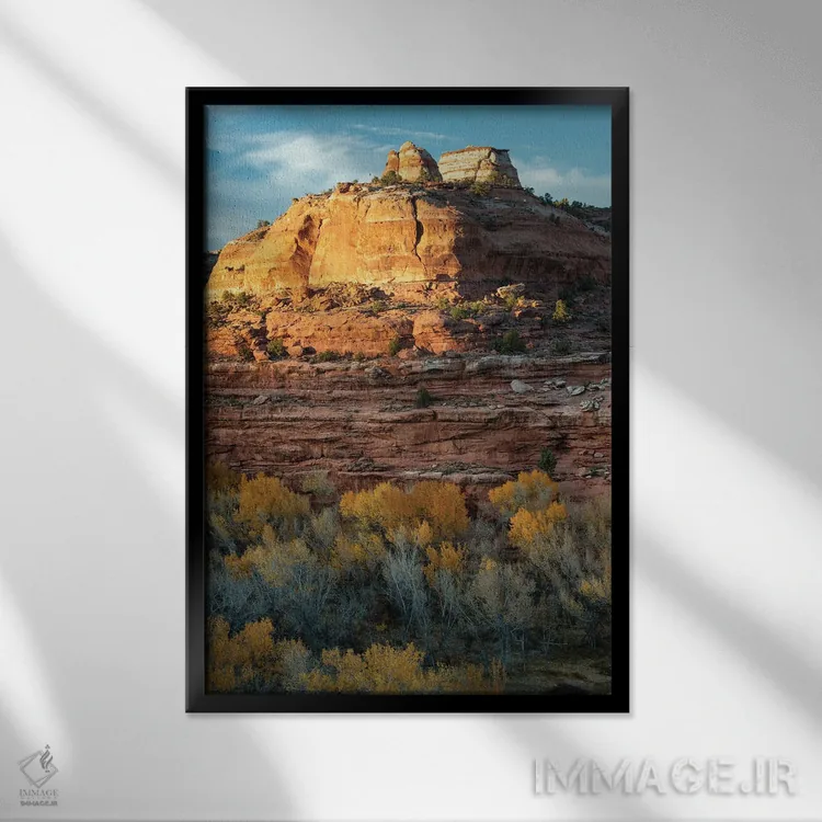 تابلو دکوراتیو Utah. Last light on sandstone monolith with autumn cottonw… اثر جودیت زیمرمن - نمای قابدار مشکی