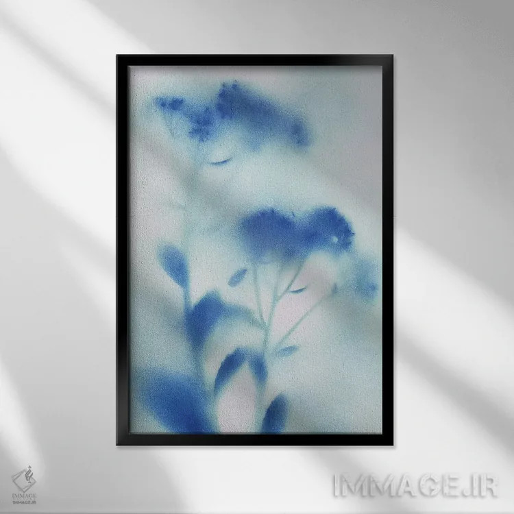 تابلو انتزاعی گل های دشت مه آلود شماره ۱ اثر کاترینا کراون - نمای قابدار مشکی