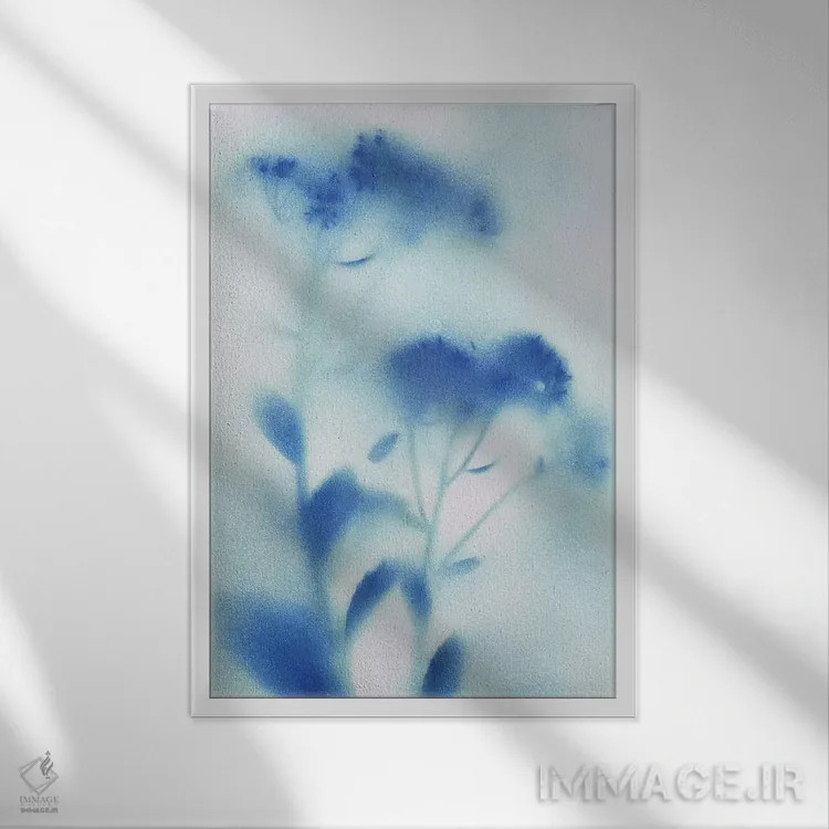 تابلو انتزاعی گل های دشت مه آلود شماره ۱ اثر کاترینا کراون - نمای قابدار سفید
